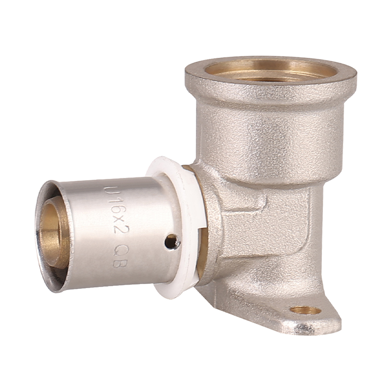 Raccord en laiton DZR mural GH-6003